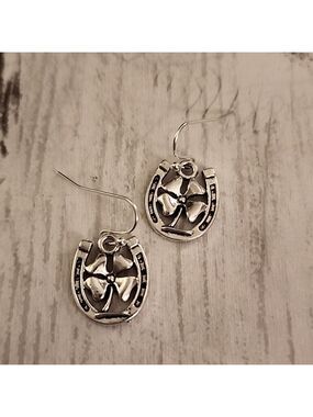 LUCKY Horshoe 4 leaf Clover 🍀 Earrings Quality Alloy Irish